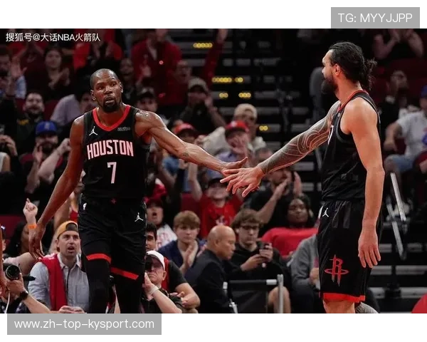 _爵士队防守致胜，成功阻击对手强攻_，爵士队员阵容