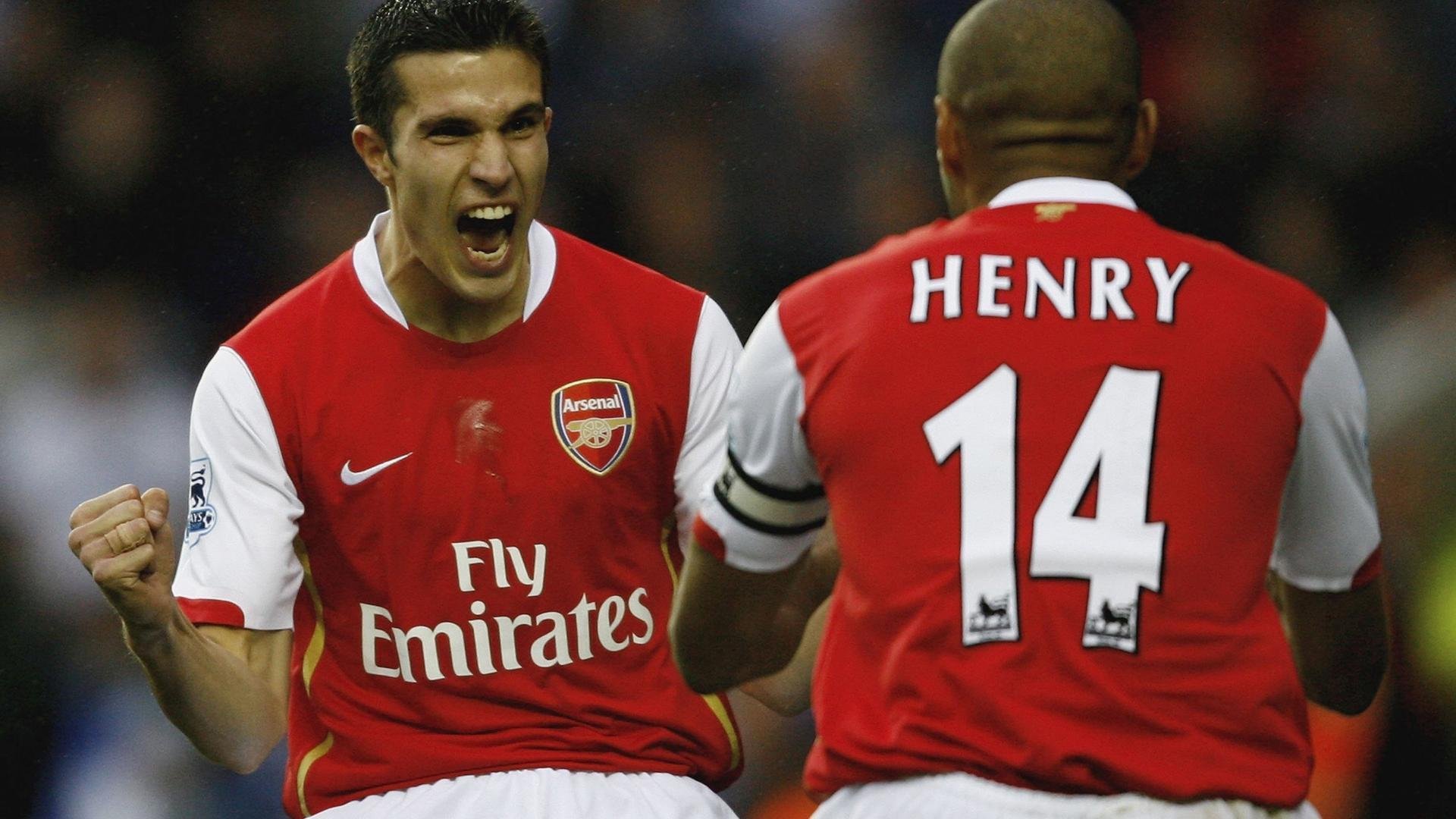 湖人主帅称赞浓眉篮下威慑力十足，湖人队浓眉是谁